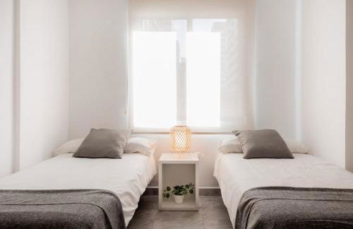 Apartamentos FV Flats Valencia - Mestalla 9 - Photo 19