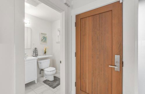 # Marbella Lane-Oceanfront Retreat - Stunning View - Photo 24