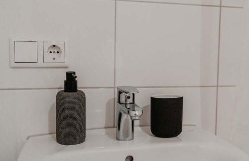 Apartment mit Küche, Arbeitsplatz und XXL Sofa - Foto 17