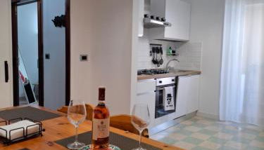 Rome Lumina - Bilocale luminoso vicino Metro C 6 fermate dal Colosseo - Foto 4, stove