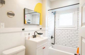 Quaint Indy Getaway in SoBro-Family Friendly - Foto 18