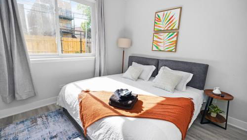 Cozy 3BR Retreat Sleeps 8 with Free Parking Near University of Illinois Chicago, Medical District & West Loop - Foto 5