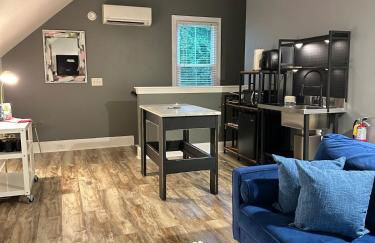 Charming Chic Charleston & DI Loft Getaway - Foto 9