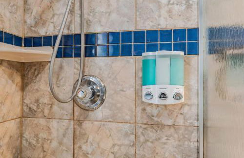 Sunny Side at Dog River-Dock, Lake, Fenced Yard - Foto 47