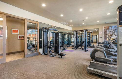 Coral Springs Resort H2 Brand New Home, Community Pool, Outdoor Fireplace, and Near Sand Hollow - Foto 28