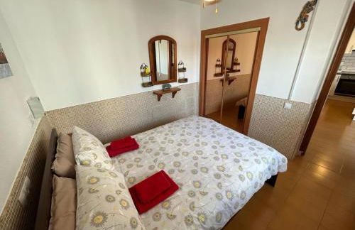 Lovely newly refurbished 1 Bedroom Flat Minutes From Sandy Beach,private terrace - Photo 4