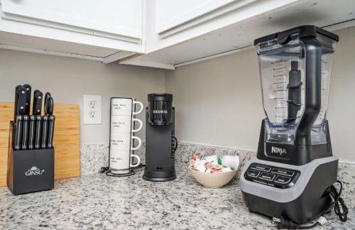 Chic 3BR-2BA Decatur Retreat with Stylish Decor - Foto 16