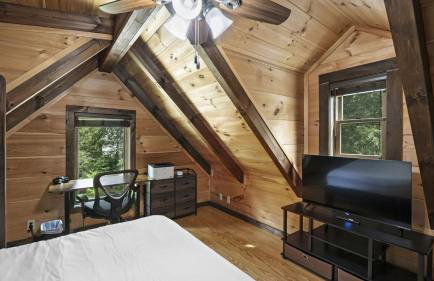 Waterfront 1-acre Private Dock, Hot Tub, Firepit Bankhead Lodge by Avantstay - Foto 70