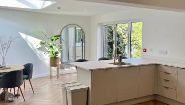 Lodge with Jacuzzi Hot Tub at The Waun Wyllt - Foto 2