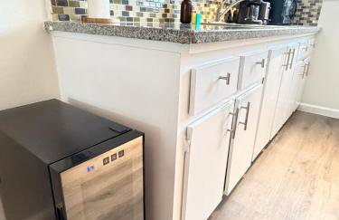 Sunny Miami Beach Getaway , Steps from the Ocean! - Foto 22