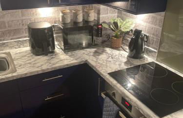 The Paisley Penthouse - Stunning View of the Abbey - Foto 83