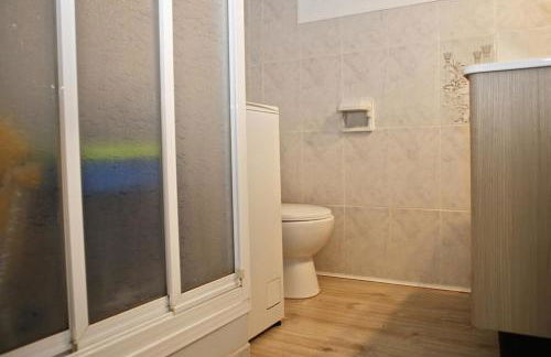 At151 Flat with Airco,building in front of the beach - Foto 10