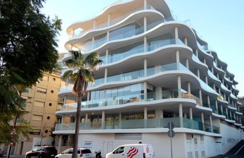 Sea View Apartment Near The Beach - Photo 29