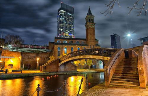 Stylish Central Stay! Park and Walk Anywhere - Foto 10