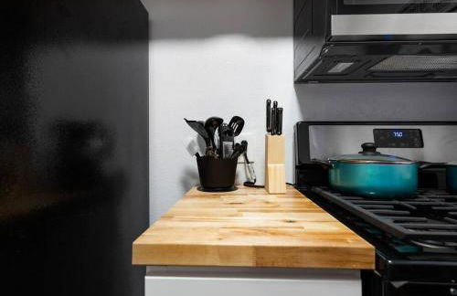 Golden Vibes Dwtn,Eado,Nrg,MedCtr,MTR,Rodeo - Photo 24