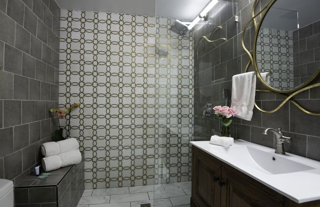 Amazing 4BR Celebrity Villa! Sleeps 8 by YouRent! - Foto 19