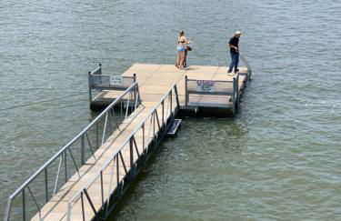 House on the WATER Lake of the Ozarks MO BIG DECK Swim Dock - Foto 22