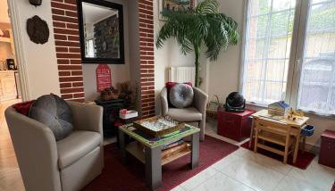 JARDINS DE MA-MANS Magnifique Maison Cosy pour 8 personnes Centre du Mans et 24 Heures PARKING Privé - Foto 4