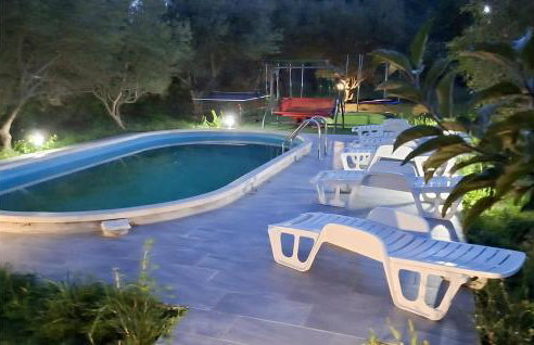 Four-Bedroom Holiday Home Kucice With A Fireplace 09 - Photo 12