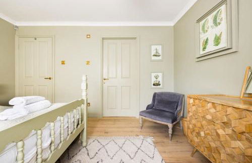 Stunning Renovation edge of Frome + country views - Photo 69