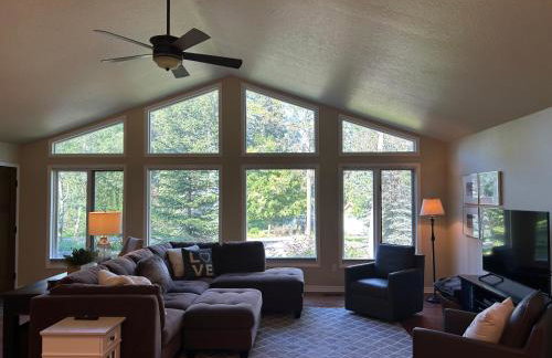 Whitefish Home, 3 BED 2 BATH, Sleeps 7, Hot Tub, AC - Foto 5