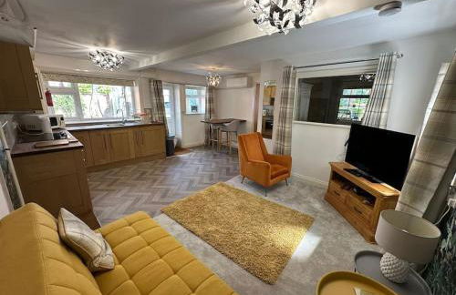 Theé Óldé Cow Shéd Cottingham, Central Location, 500 meters from Cottingham Train Station, Close to Hull & Beverly, Free Parking & WI-FI , Entire Detached Property - Foto 1