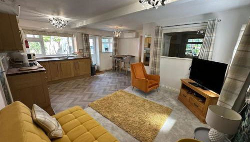 Theé Óldé Cow Shéd Cottingham, Central Location, 500 meters from Cottingham Train Station, Close to Hull & Beverly, Free Parking & WI-FI , Entire Detached Property - Foto 1