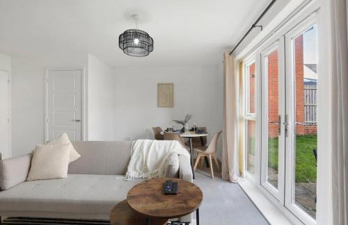 Newcastle Spacious 3-bedroom Semi-detached House with Parking, Sleeps 8, by URBAN PINNACLE STAYS - Foto 18