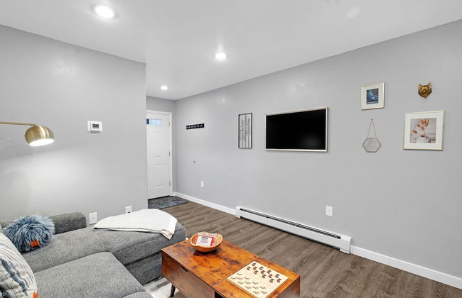 Fairbanks Fox Den 2 Bedroom Townhouse - Photo 11