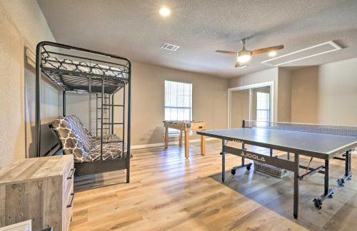 Quiet Haven with Hot Tub, 4 Mi to Canyon Lake! - Foto 19