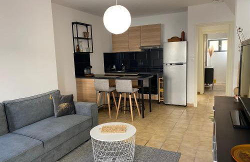 Confortable T2 avec jardin aménagé - Foto 1