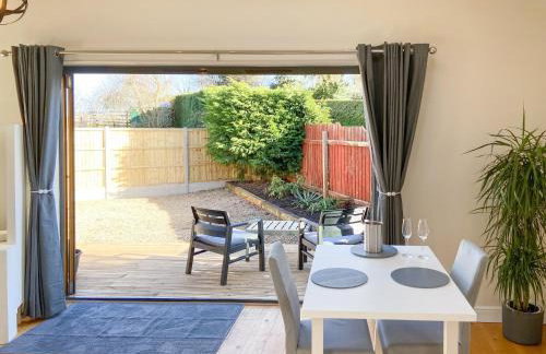 Woodside Retreat, Number 37 - Photo 3