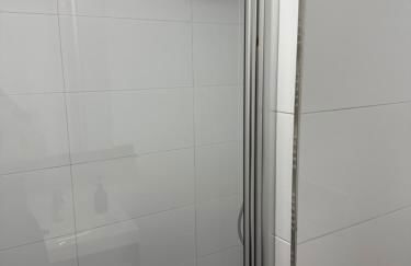 Im Tal 2 Haus - 2 WE, 5 SZ,3 Bäder, 11 Betten - Klimaanlage - Foto 10