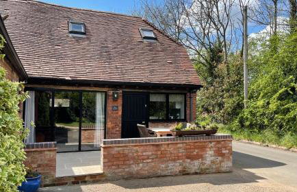 Elegant peaceful barn in rural village setting close to Stratford upon Avon - Foto 1