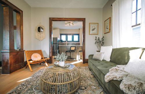 The Craftsman House - 3 min to DT & Falls Park - Foto 8