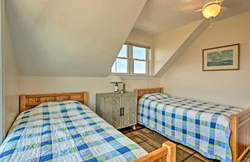 Sunny Beach House Getaway - Steps From Water! - Foto 20