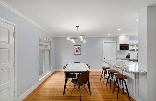 Marbella Lane Impeccable 3BR Delightful Escape - Foto 8