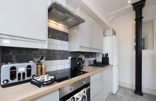 2 Bed City Centre Flat Sleeps 6 - Foto 11