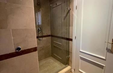 Hacienda Elviria 2 Bedroom Spacious Apartment - Photo 5