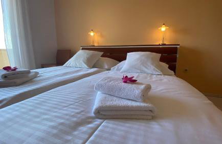 Trogir center exclusive seaview apartment for 4 - Photo 15