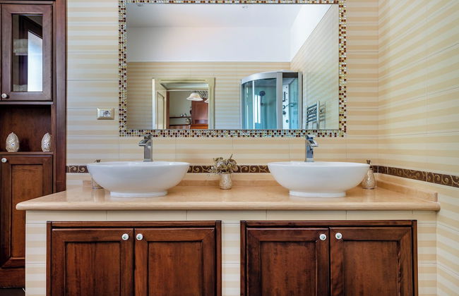 Villa Simone Vacation Villa With Wifi - Photo 11