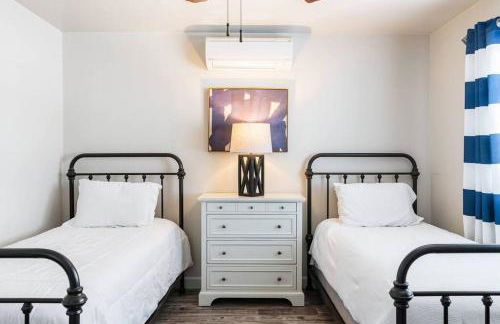 Casa Italia -2BR- FREE Driveway parking for 2 cars - Foto 3