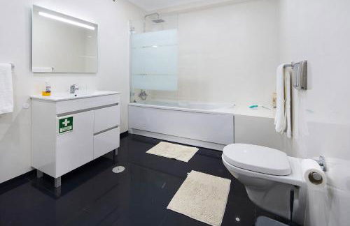 Windmill Açores Suite - Photo 19