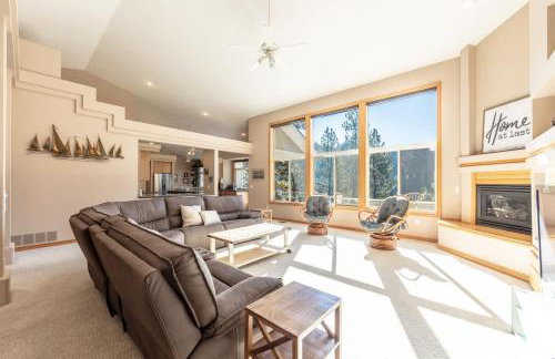 Breathtaking Lake Fernan Views & Cozy Comforts - Foto 1