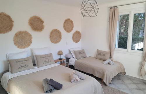 La maison de Manon, 4-5personnes, 75m2, centre village avec piscine privée - Foto 6