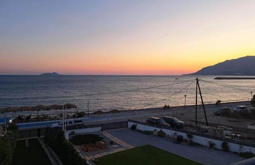 Alkioni Suites , beachfront, with sea view - Foto 16