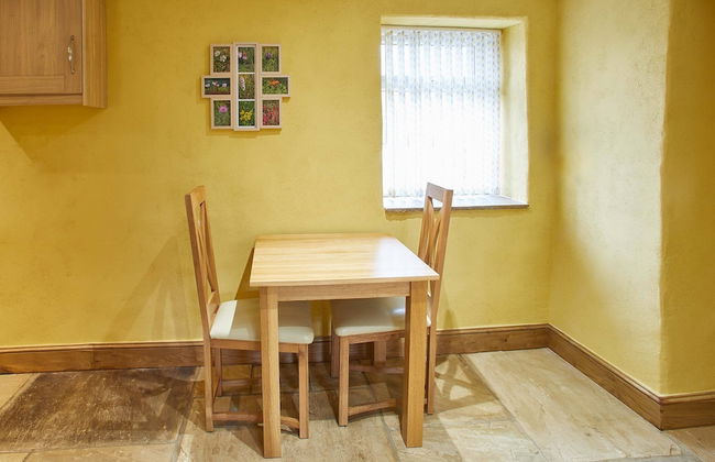 Snowdrop Cottage - Photo 5