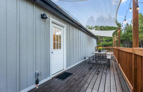 Modern Cabin Nestled in a Pine Forest Near Austin - Foto 84