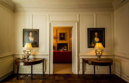 Great House - A Grand Georgian Retreat with Heated Outdoor Pool - Photo 39