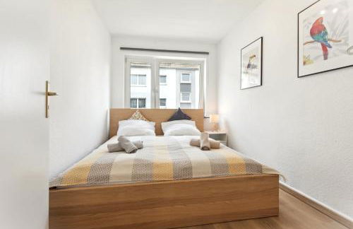 Große 80qm 3 Zimmer Wohnung, nahe Messe & Klinikum, 2x 55" Smart TV, Netflix, Keyless - Foto 8